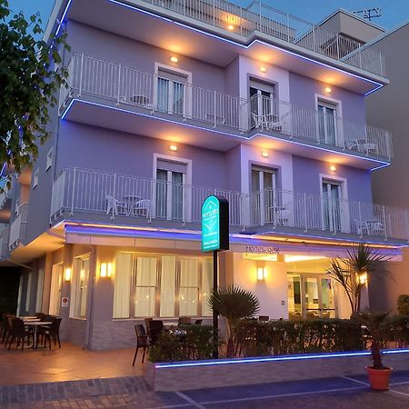 Hotel Rex Мизано-Адриатико Экстерьер фото